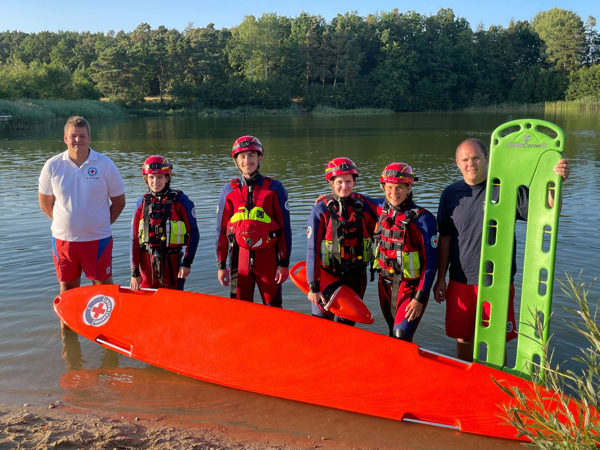 Rettungsschwimmer im Wasserrettungsdienst